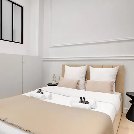 Duplex De Luxe Avec Billard Et Baignoire Appartamento *