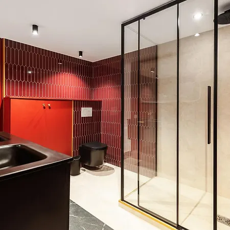 Duplex De Luxe Avec Billard Et Baignoire Appartamento
