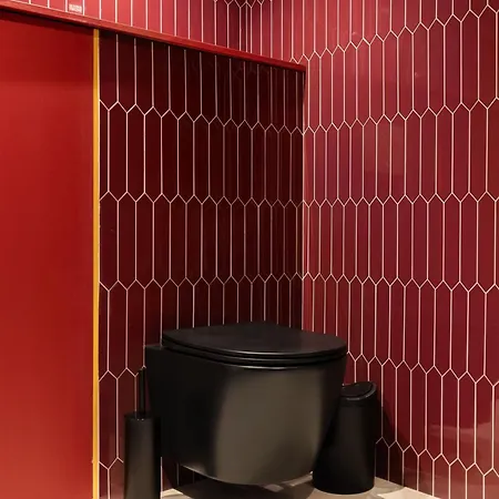 Duplex De Luxe Avec Billard Et Baignoire Appartement *